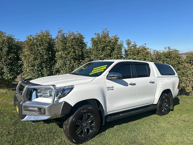 2019 TOYOTA HILUX SR5 (4x4)62935682950531112