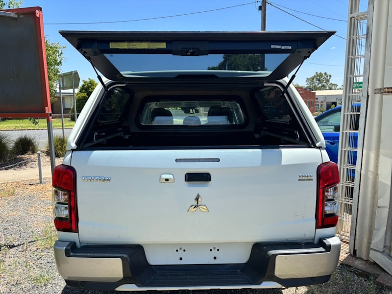 2019 Mitsubishi Triton GLX PLUS (4x4)62882734092673112