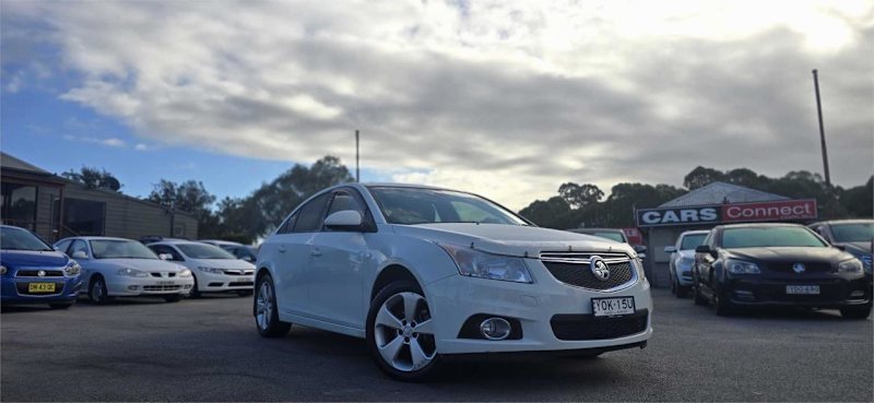 2014 Holden Cruze JH MY14 Equipe White 5 Speed Manual Sedan62933711251586110