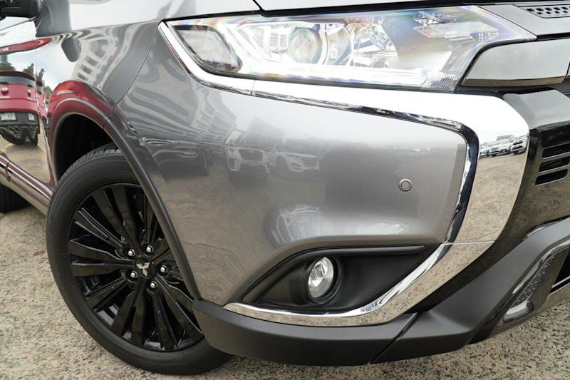 2021 Mitsubishi Outlander ZL MY21 Black Edition 2WD Titanium 6 Speed Constant Variable Wagon62934707894273111