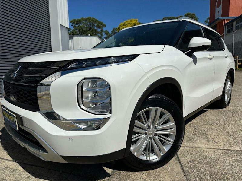 2023 Mitsubishi Outlander ZM MY23 LS 2WD White 8 Speed Constant Variable Wagon62935688396801112