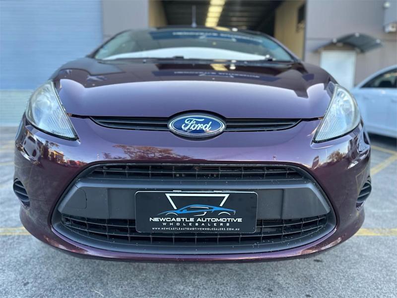 2010 Ford Fiesta WT LX Purple 6 Speed Automatic Hatchback62934699755011111