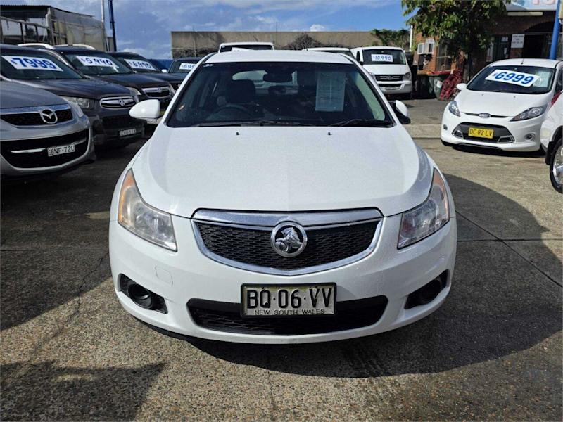 2012 Holden Cruze JH MY12 CD White 6 Speed Automatic Hatchback62882772048514111