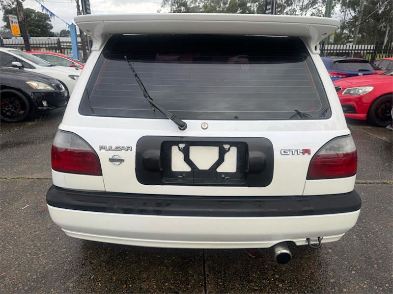 1993 Nissan Pulsar RNN14 GTiR White 5 Speed Manual Hatchback62936662734082114