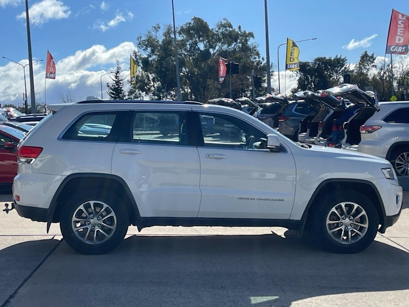2015 Jeep Grand Cherokee WK MY15 Laredo (4x4) White 8 Speed Automatic Wagon62937623215233113