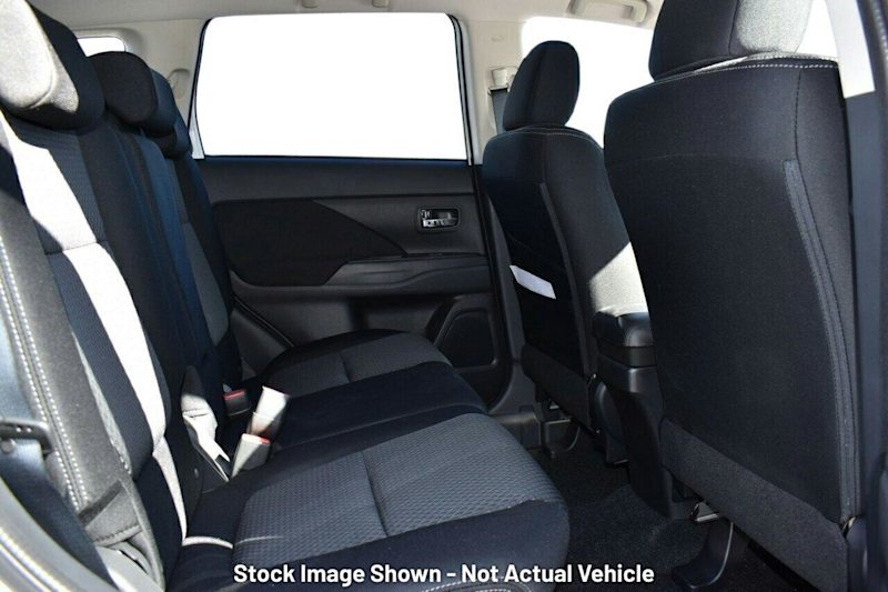 2017 Mitsubishi Outlander ZK MY17 LS 4WD Safety Pack Platinum Silver 6 Speed Constant Variable Wagon62934705287041113