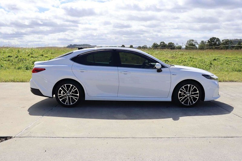 2024 Toyota Camry Axvh80R SL Glacier White Automatic Selespeed Sedan62936659509121113