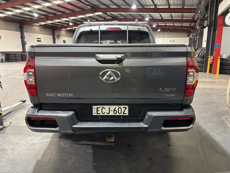 2018 LDV T60 SK8C Pro (4x4) Grey 6 Speed Manual Double Cab Utility62933711176833113