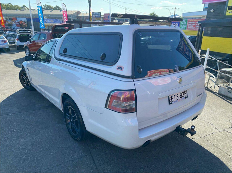 2011 Holden Commodore VE II MY12 Omega White 6 Speed Automatic Utility62882770666369114