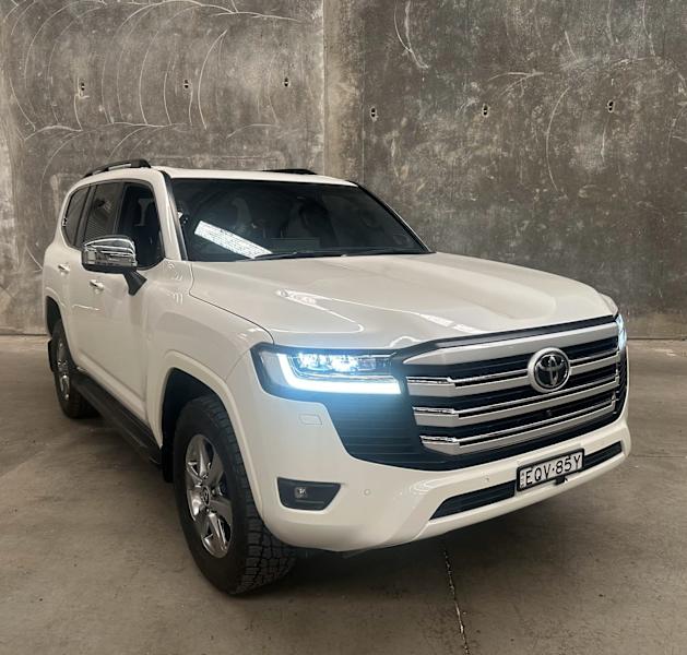 2021 TOYOTA LANDCRUISER LC300 SAHARA (4x4)62935682429057113
