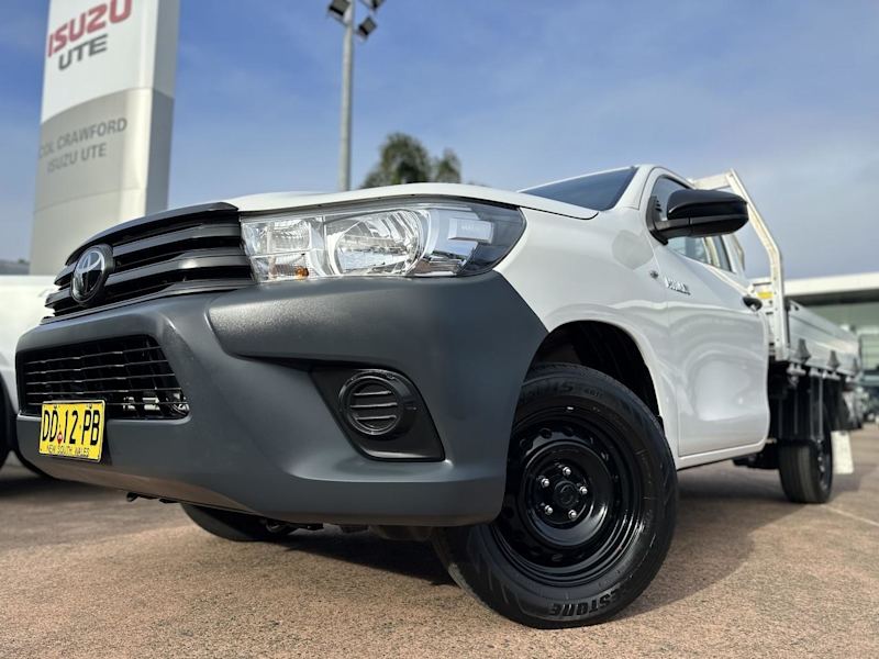 2021 Toyota Hilux TGN121R Workmate (4x2) White 5 Speed Manual Cab Chassis62934705479299111