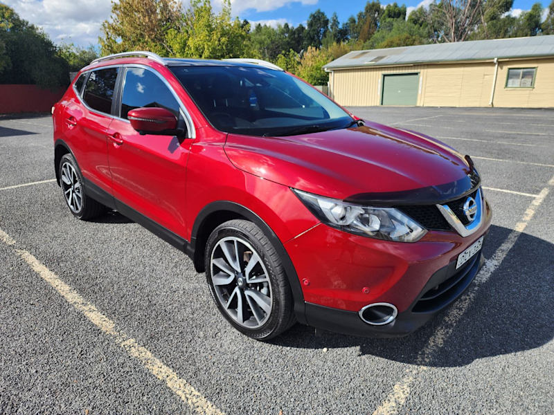 2016 Nissan Qashqai TL63437623448577112