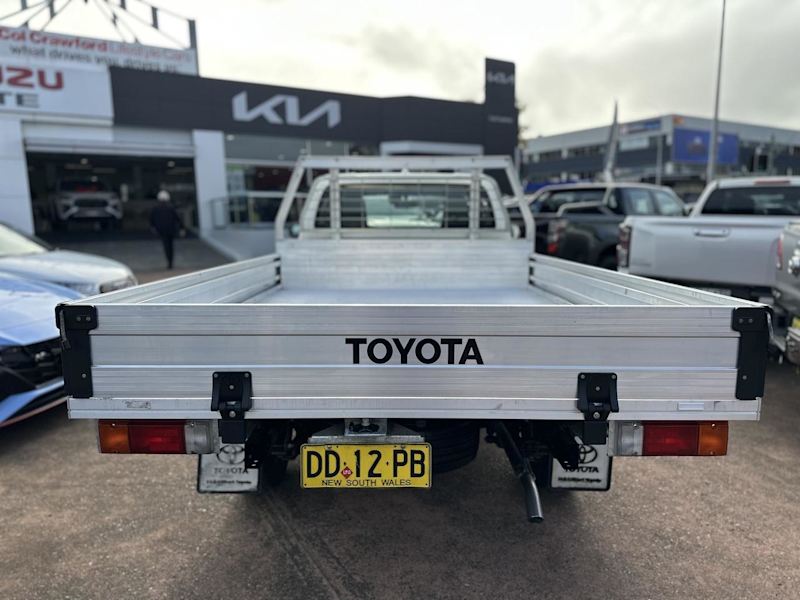 2021 Toyota Hilux TGN121R Workmate (4x2) White 5 Speed Manual Cab Chassis62934705479299114