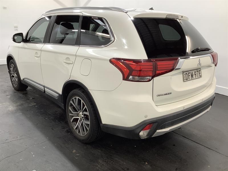 2016 Mitsubishi Outlander ZK MY16 LS (4x2) White Solid Continuous Variable Wagon62936662917249112