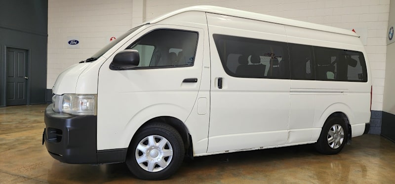2006 TOYOTA Hiace COMMUTER62885350447106112