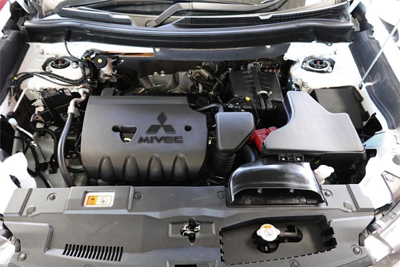 2020 Mitsubishi Outlander ZL MY21 ES 5 Seat (AWD) White 6 Speed CVT Auto Sequential Wagon62938582974211113