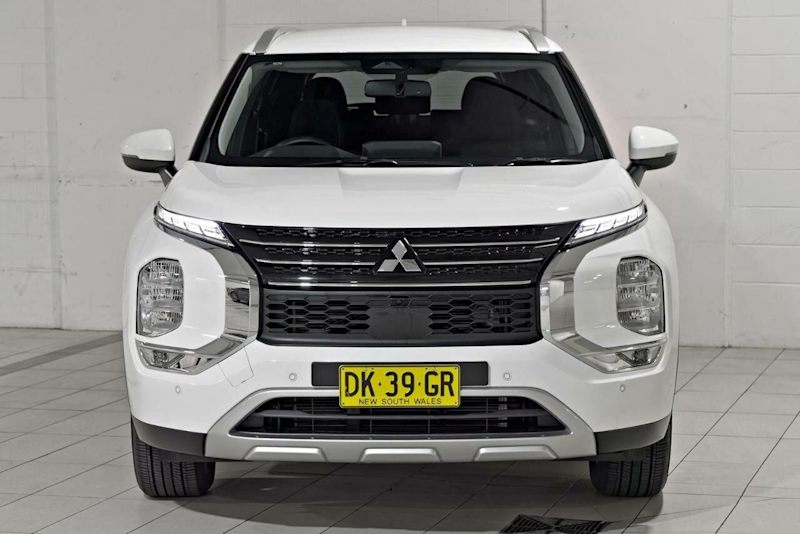 2024 Mitsubishi Outlander ZM MY24 LS 2WD White 8 Speed Constant Variable Wagon62882726912513113