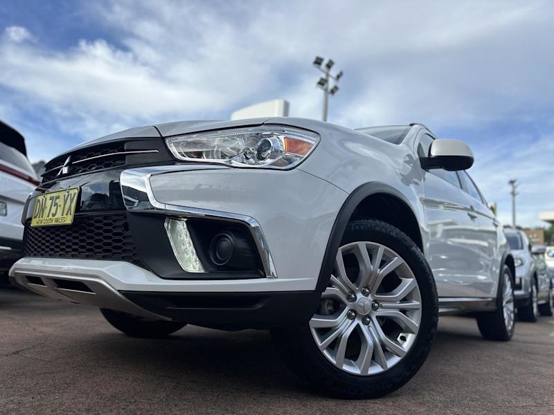 2019 Mitsubishi ASX XC MY19 ES (2WD) White Continuous Variable Wagon62936656788483111