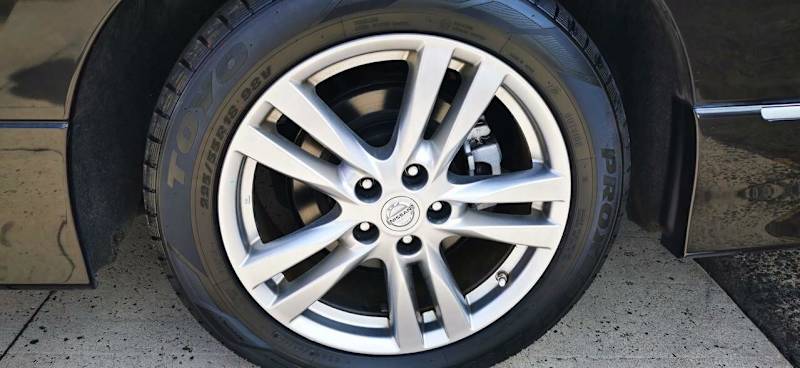2010 Nissan Elgrand PE52 Highway Star Black Constant Variable People Mover62882725924482112