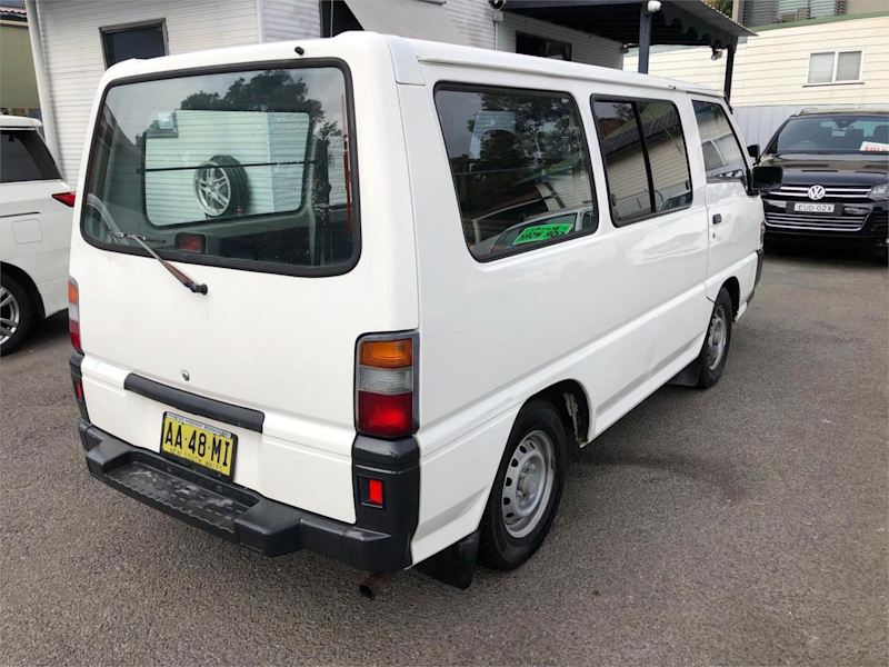 2004 Mitsubishi Express SJ M04 SWB White 5 Speed Manual Van62932715445633111