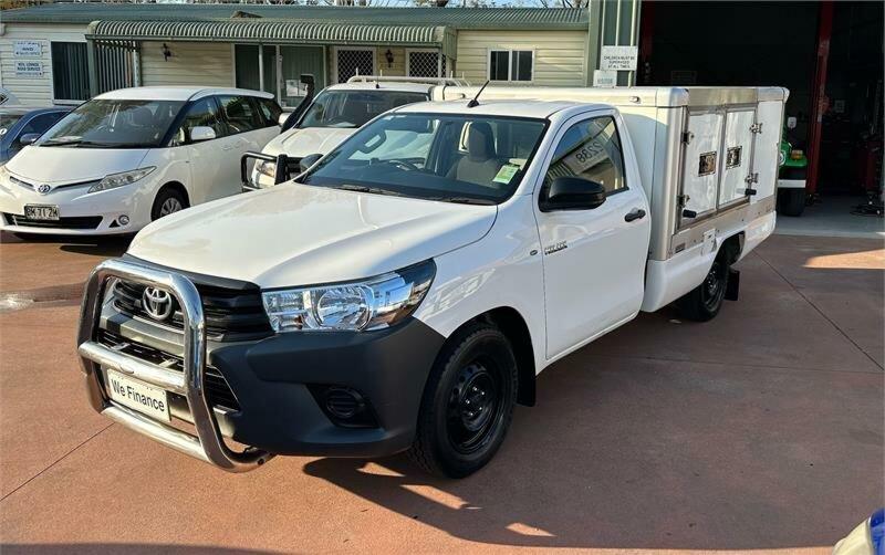 2016 Toyota Hilux GUN122R Workmate White 5 Speed Manual Cab Chassis62933711557761112