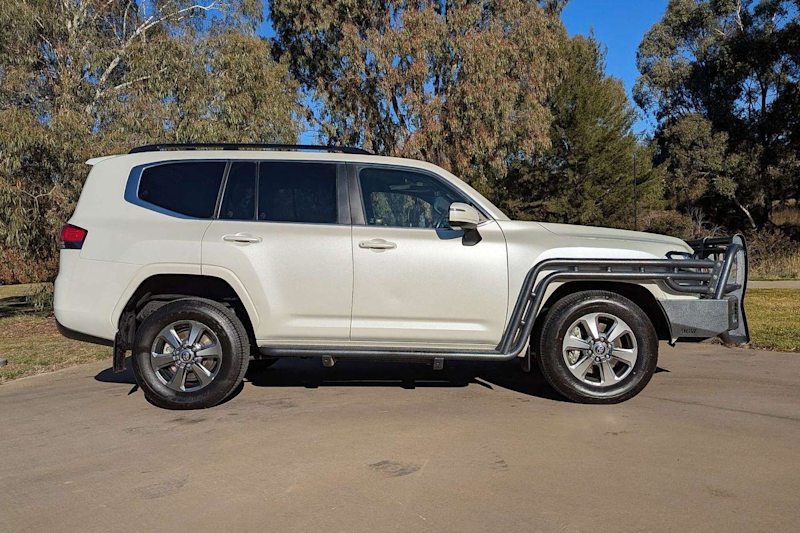 2022 Toyota Landcruiser FJA300R VX Crystal Pearl 10 Speed Sports Automatic Wagon62937622335107113