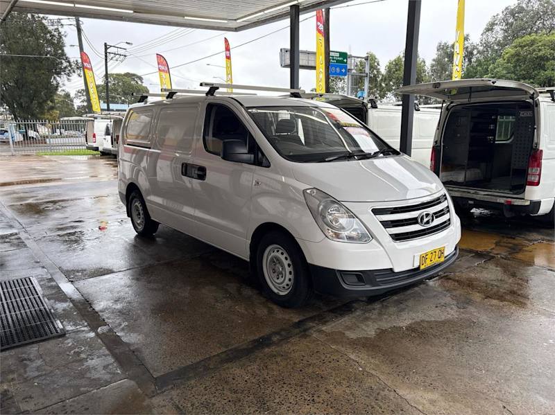 2015 Hyundai iLOAD TQ Series 2 (TQ3) White 5 Speed Automatic Van62934706125441113