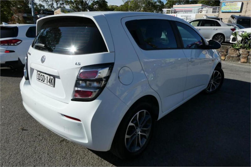 2017 Holden Barina TM MY17 LS White 5 Speed Manual Hatchback62885349600131113
