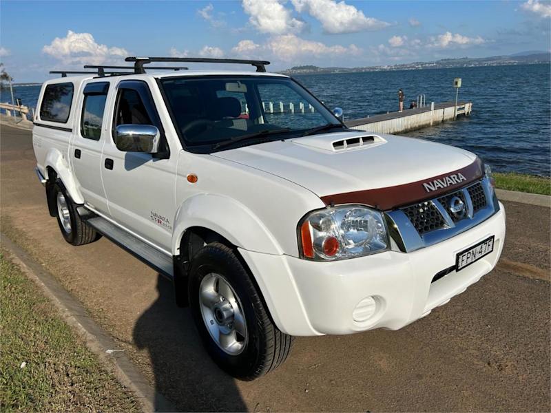 2014 Nissan Navara D22 Series 5 ST-R (4x4) White 5 Speed Manual Dual Cab Pick-up62882737950851110