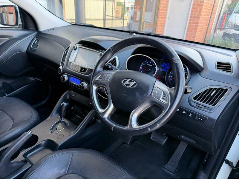 2011 Hyundai ix35 LM MY11 Highlander (AWD) White 6 Speed Automatic Wagon62938582996099111