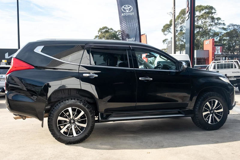 2017 Mitsubishi Pajero Sport QE MY17 Exceed Black 8 Speed Sports Automatic Wagon62933711474433112
