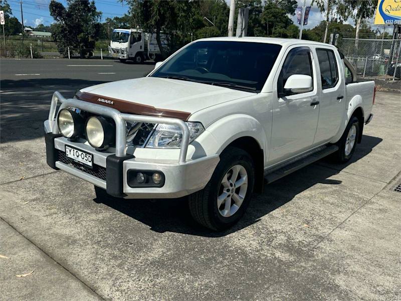 2012 Nissan Navara D40 MY12 ST (4x4) White 6 Speed Manual Dual Cab Pick-up62937624379650113