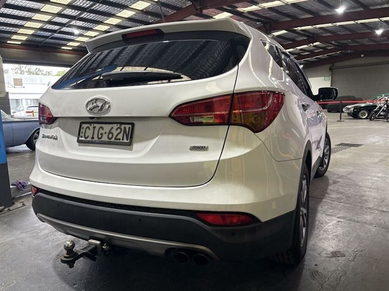 2012 Hyundai Santa Fe DM Elite CRDi (4x4) White 6 Speed Automatic Wagon62934706451713114