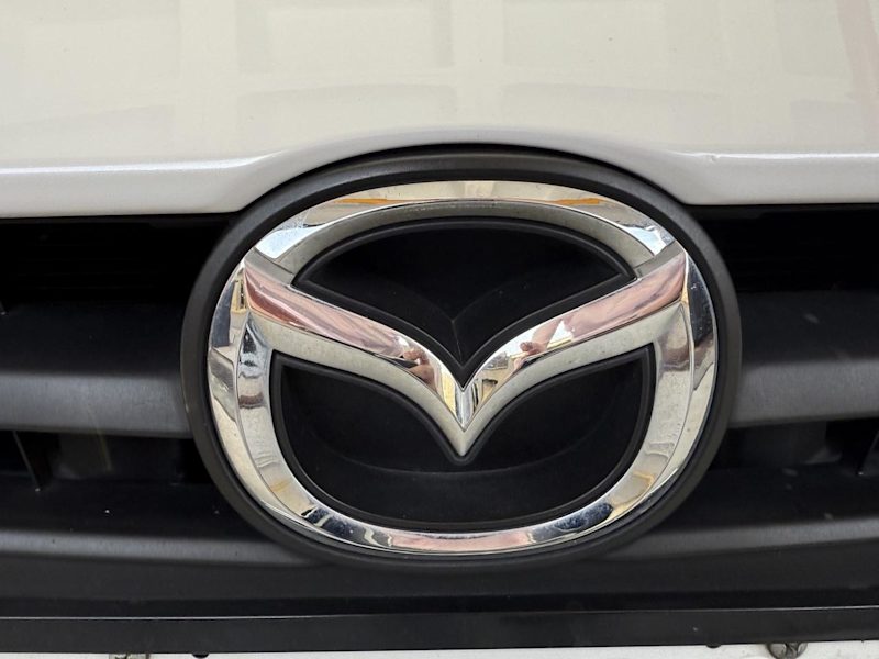 2015 Mazda 3 BM5438 SP25 SKYACTIV-Drive Snowflake White Pearl 6 Speed Sports Automatic Hatchback62933707033347112