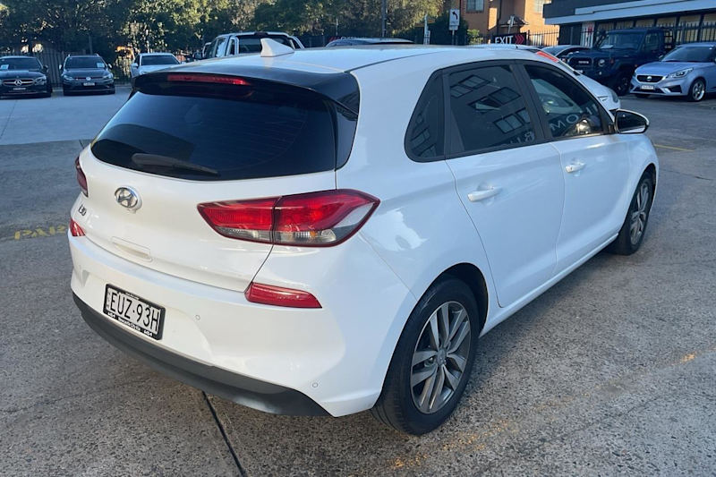 2019 Hyundai i30 PD2 MY20 Active White 6 Speed Sports Automatic Hatchback62932715491459114