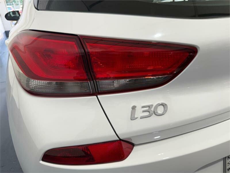 2018 Hyundai i30 PD MY18 Go White 6 Speed Sports Automatic Hatchback62935689790595114
