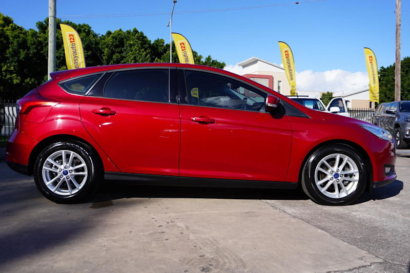 2016 Ford Focus LZ Trend Red 6 Speed Automatic Hatchback62936663220354114