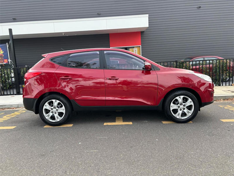 2010 Hyundai ix35 LM MY11 Active Red 6 Speed Sports Automatic Wagon62936662189955111
