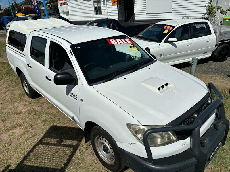 2011 Toyota Hilux KUN16R MY11 Upgrade SR White 5 Speed Manual Dual Cab Pick-up62935680889219112