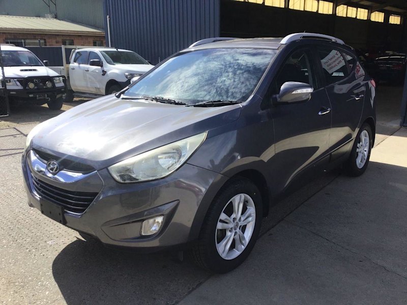 2012 HYUNDAI iX35 ELITE (AWD) LM MY11--Located in MACKSVILLE on the NSW Mid-North Coast  between Por62936657124099111