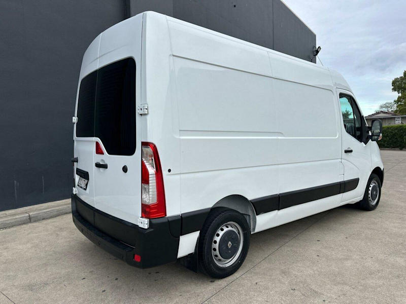 2017 Renault Master X62 Mid Roof MWB AMT White 6 Speed Sports Automatic Single Clutch Van62938584159361112