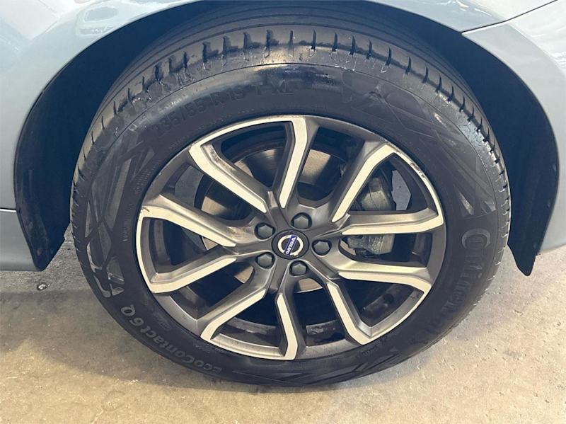2017 Volvo XC60 DZ MY17 T5 Geartronic AWD Luxury Blue 8 Speed Sports Automatic Wagon62936656534402113