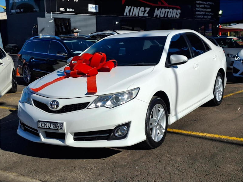 2012 Toyota Camry ASV50R Atara R White 6 Speed Sports Automatic Sedan62882730609026112