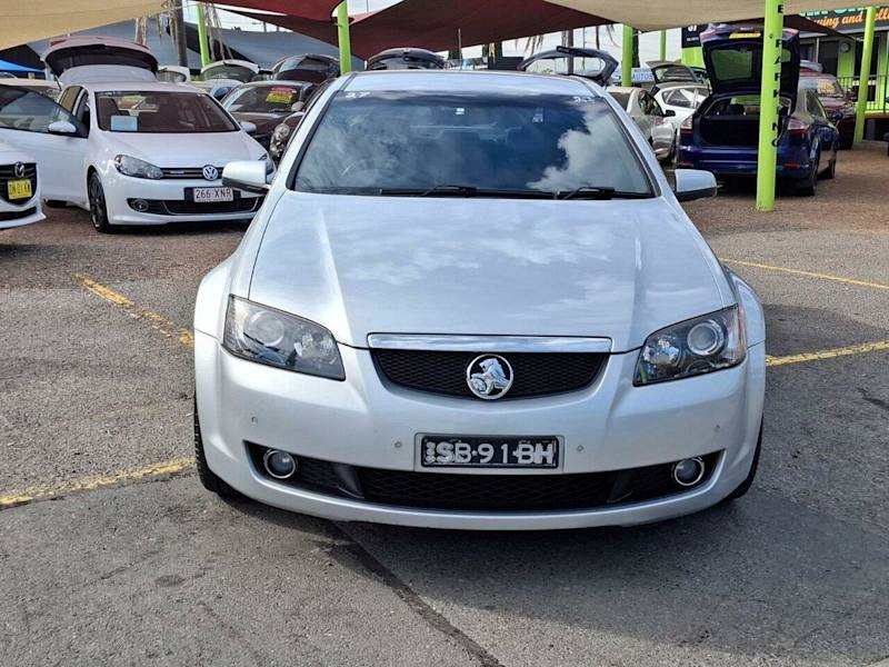 2010 Holden Calais VE MY10 V Silver, Chrome 6 Speed Sports Automatic Sedan62934697669505111