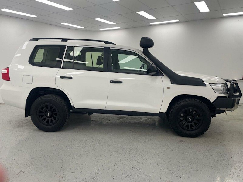 2020 Toyota Landcruiser VDJ200R GX White Sports Automatic SUV62936658326147111