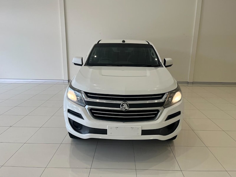 2016 Holden Colorado RG LS Summit White 6 Speed Automatic Crew Cab Pickup62934696089858112