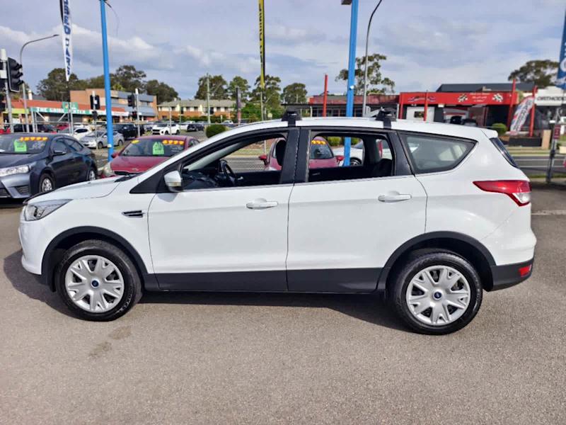 2015 FORD KUGA AMBIENTE , well maintained, $ 5999 Very cheap price !62882737831298113