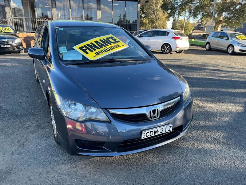 2011 Honda Civic 8th Gen MY10 VTi Grey 5 Speed Automatic Sedan62935693118339111