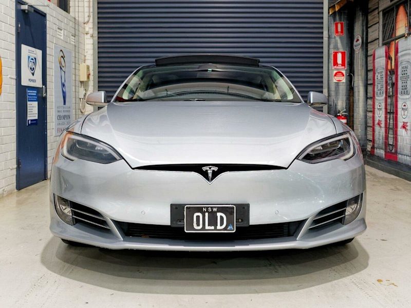 2017 Tesla Model S 60 Sportback Sedan Silver Metallic 1 Speed Reduction Gear Hatchback62882733915777114