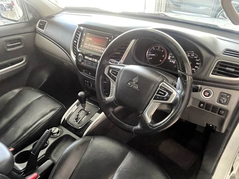 2018 Mitsubishi Triton MQ MY18 Exceed (4x4) White 5 Speed Automatic Dual Cab Utility62937625746433111